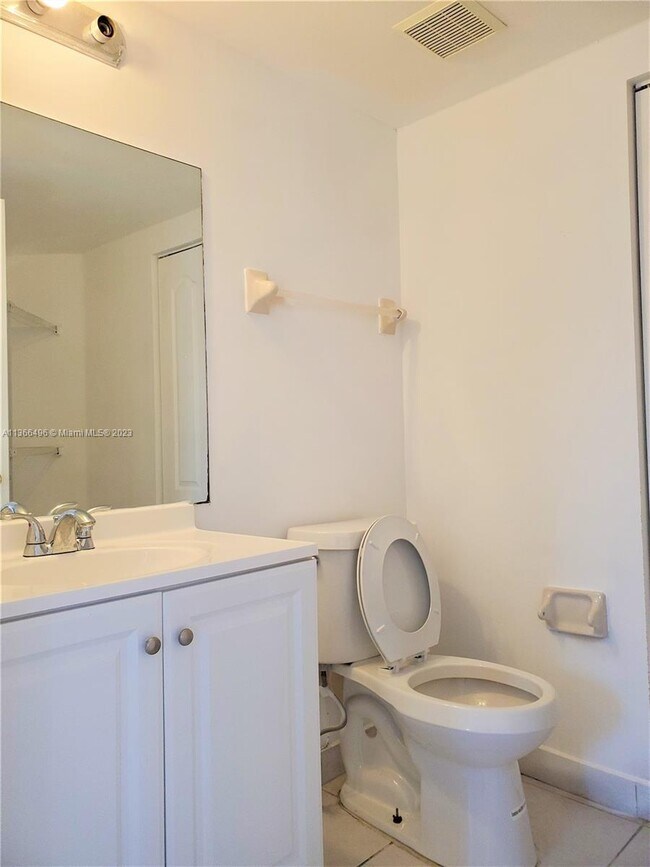 Foto del edificio - 110 SW 109th Ave