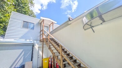Building Photo - 46909 Yale Rd