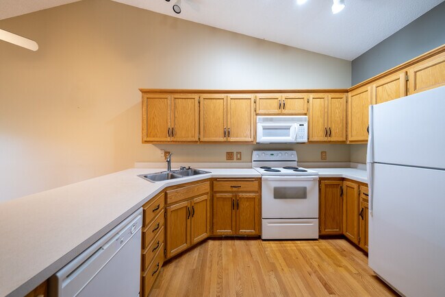 Building Photo - 736 86th Ln NW