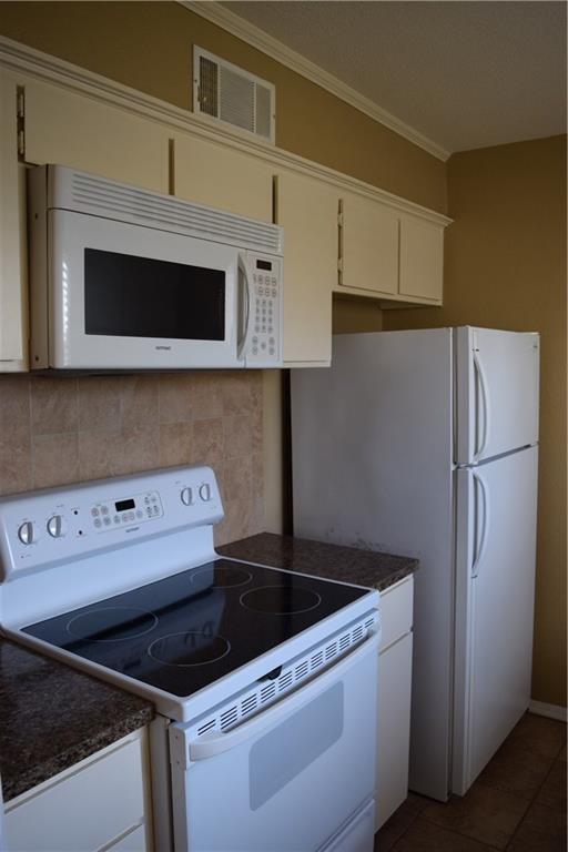 Foto del edificio - 5711 Gary St