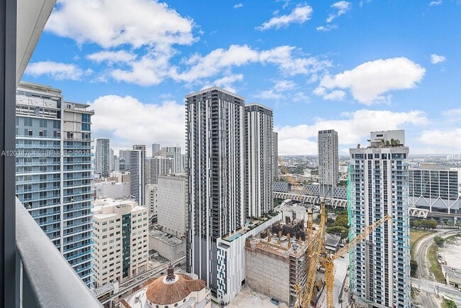 Foto del edificio - 159 NE 6th St