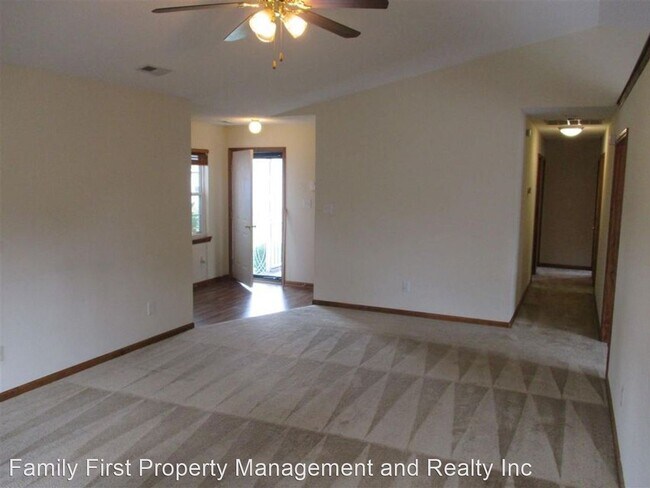 Building Photo - 3 br, 2 bath House - 313 Scranton Court