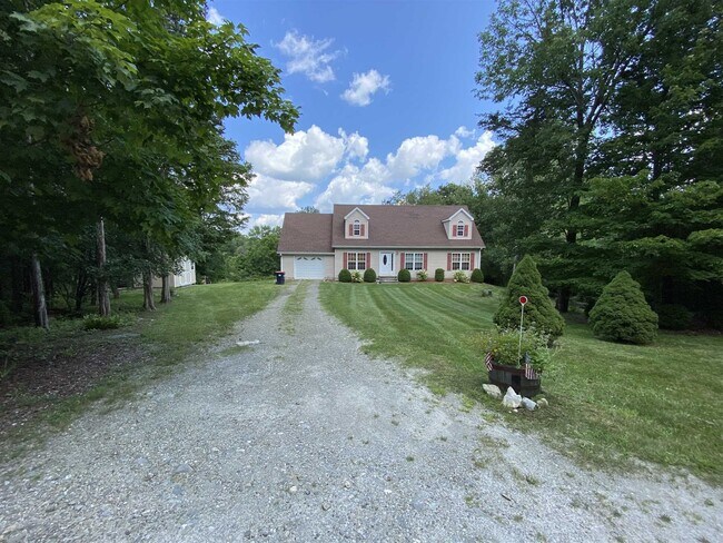 Foto del edificio - 39 Horseshoe Ln