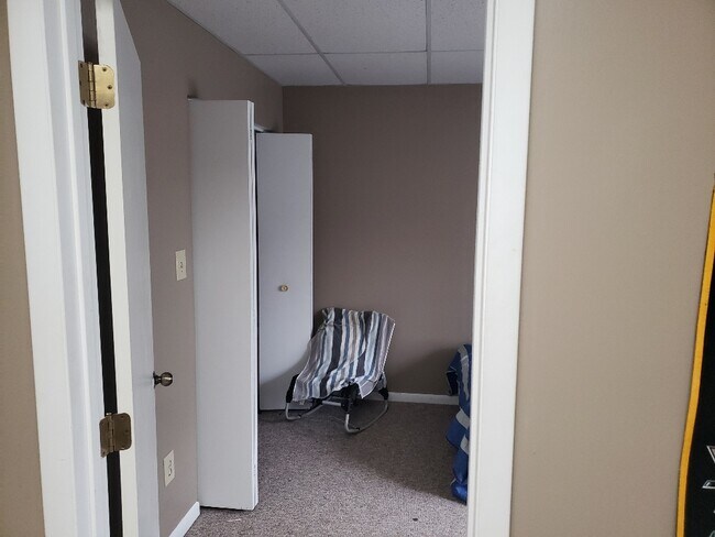 Bedroom - 421 Market St