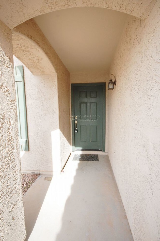 MARICOPA 4BD/2.5BA WITH LOFT! House Rental in Maricopa, AZ