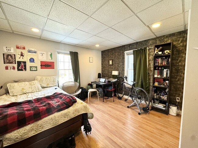 Foto del edificio - 105 Buttonwood St
