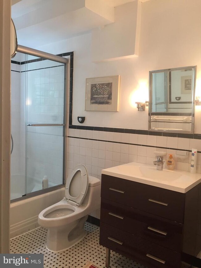Foto del edificio - 527 S 7th St