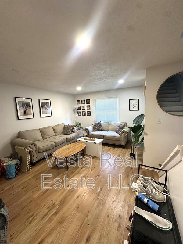 Foto del edificio - 104 College Park Ct