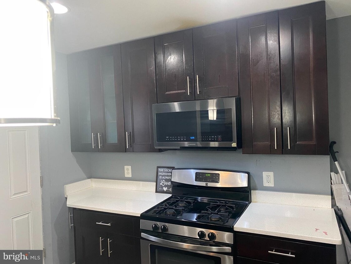 111 Trenton Pl SE, Washington, DC 20032 Townhome Rentals in