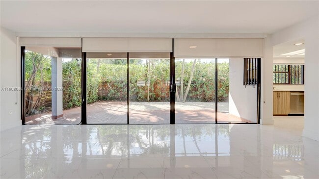 Foto del edificio - 6460 NW 2nd St