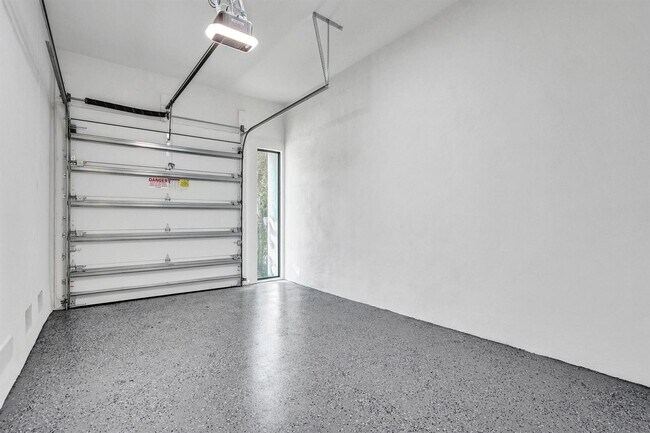 Foto del edificio - Southwest 7th Avenue, Fort Lauderdale, FL 33315 - 3 BR 3.5 BA townhouse