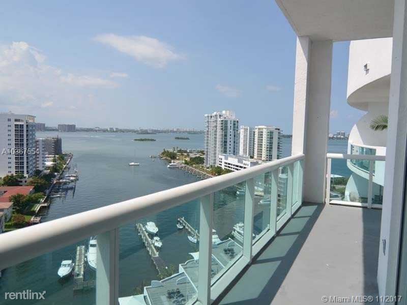 Primary Photo - 7900 Harbor Island Dr