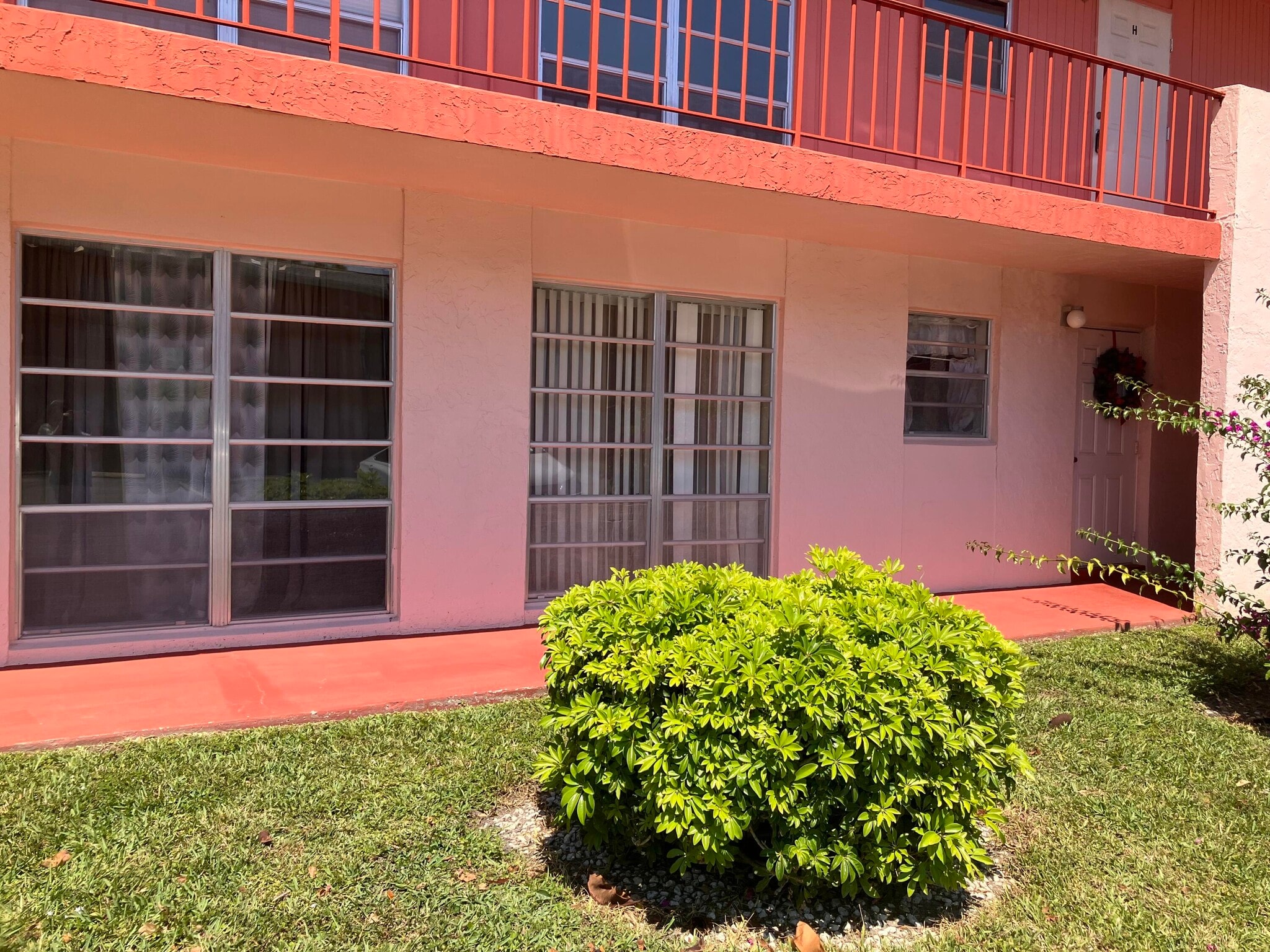 17 Golfs Edge Unit D, West Palm Beach, FL 33417 - Condo for Rent in