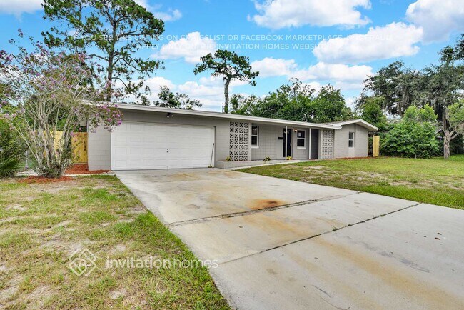 Building Photo - 5915 Westbury Dr