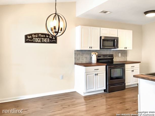 Building Photo - 4 br, 2 bath House - 8526 Odyssey Dr