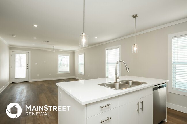 Foto del edificio - 2104 Belzise Terrace