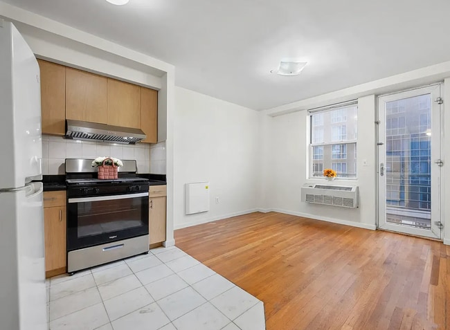 Building Photo - 144-38-138 35th Ave