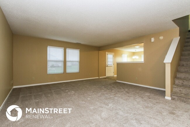 Building Photo - 818 Runnymede Dr