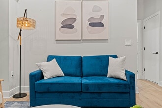 Building Photo - 116 N 15th St