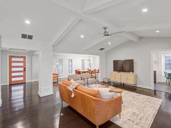Building Photo - 9667 Timberleaf Dr