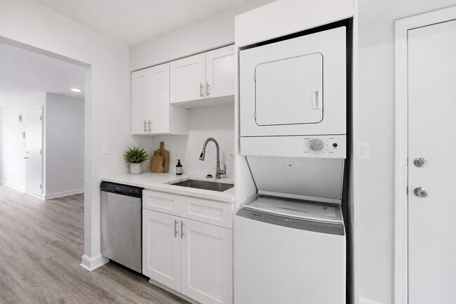 Building Photo - 224 E Rimini Ct