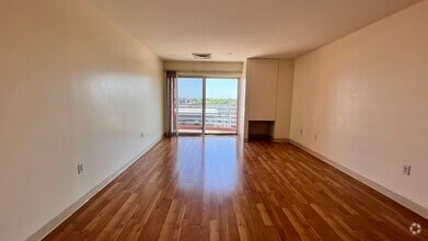 Building Photo - 100 W Squantum St