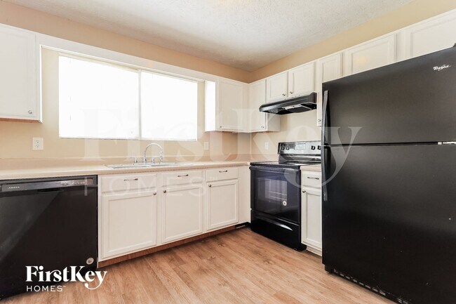 Building Photo - 124 Swafford Dr