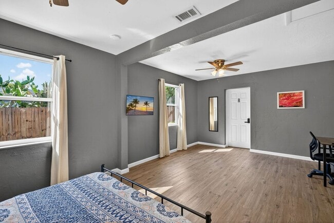Building Photo - 2159 Gerard Ct