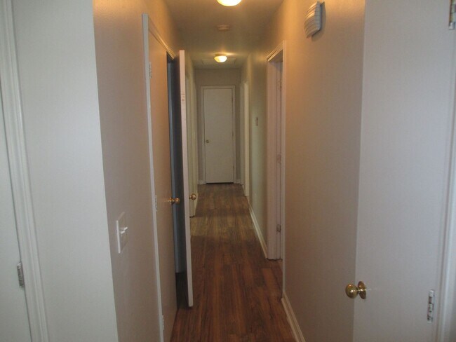 Foto del edificio - Ranch home minutes from uptown Charlotte