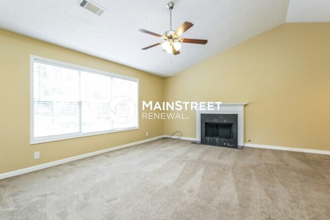 Photo - 3 Bedroom Pet-Friendly Home in Sugar Hill, GA with Main Street Renewal