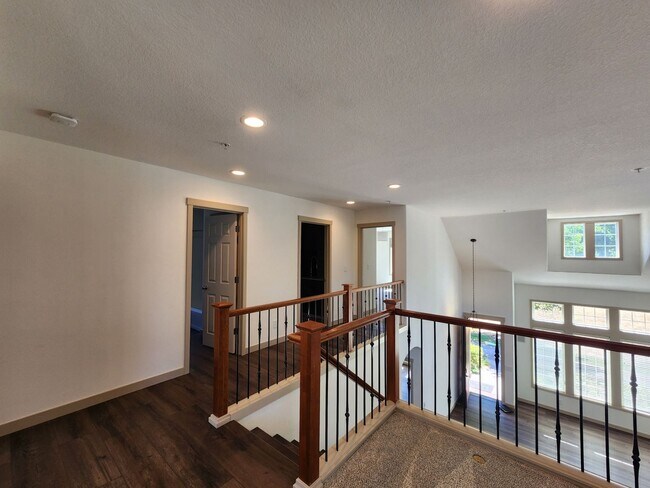 Building Photo - 29200 SW Charlotte Ln
