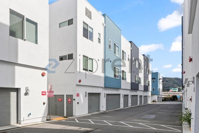 Building Photo - 119 Mabuhay Way