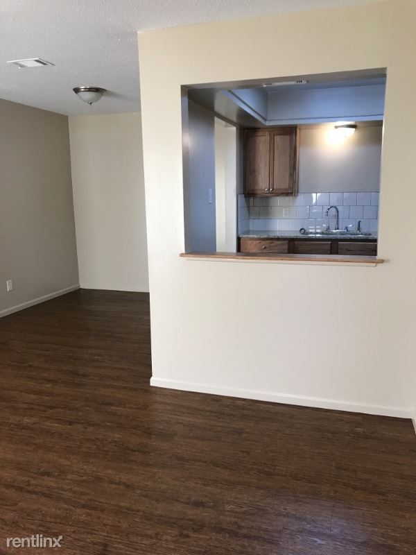 Foto del edificio - 2 br, 1 bath Apartment - 601 E Maryland Ave