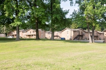 Foto del edificio - Whitney Manor Apartments