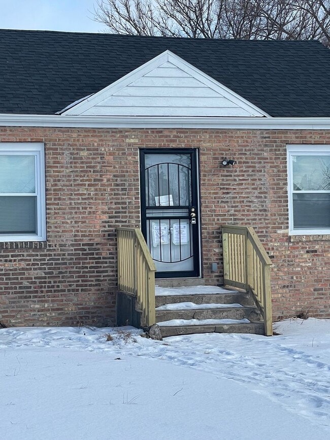 Building Photo - 2259 Pennsylvania St