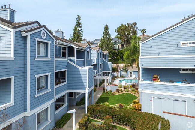 Foto del edificio - Lakeview Terrace Condominiums