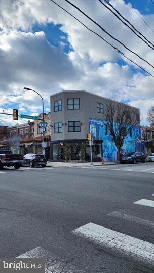 Building Photo - 505 S 52nd St