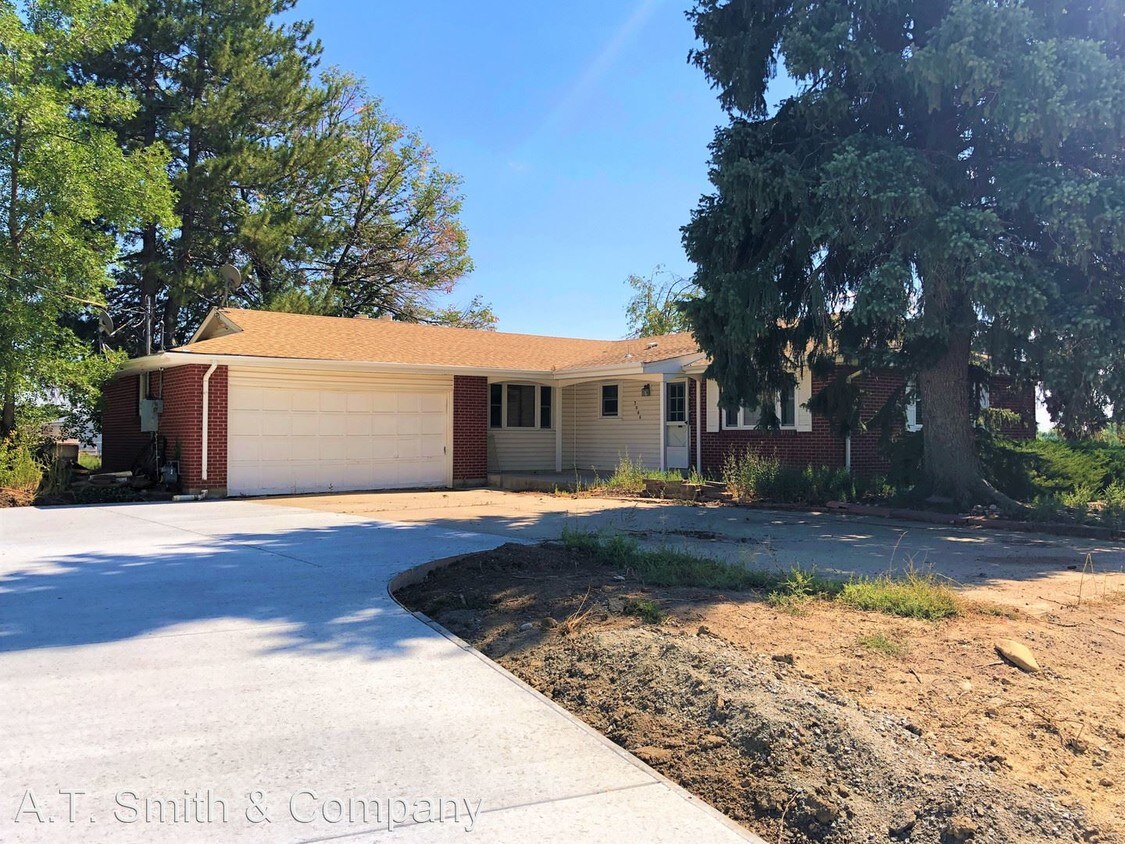 Primary Photo - 3 br, 2.5 bath House - 7090 Indiana Street