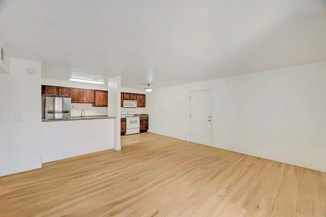 Foto del edificio - 5273 Indian River Dr