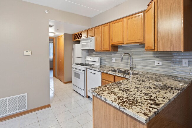 Foto del edificio - 5359 Edison Ave