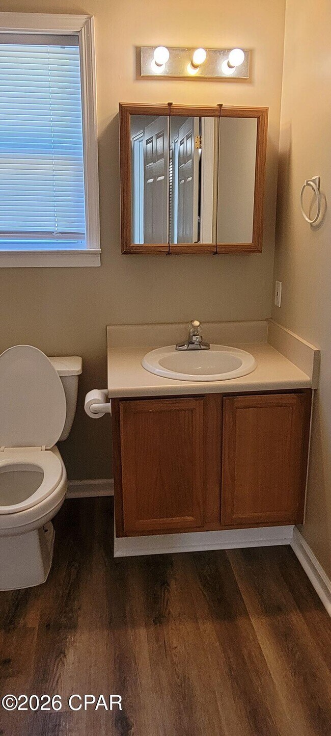 Foto del edificio - 2409 Allison Ave