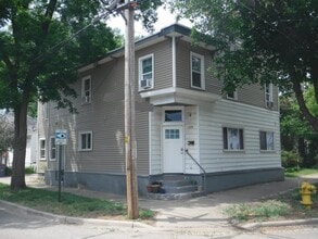 Building Photo - 237 Gold Ave NW