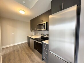 Building Photo - 3240 William Coltson Ave