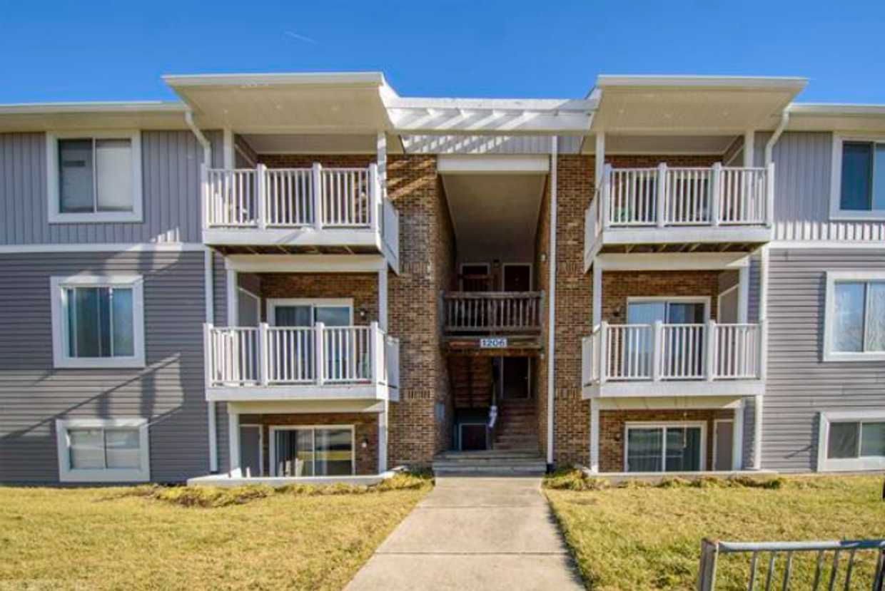 Foto principal - Spacious Condo in Blacksburg