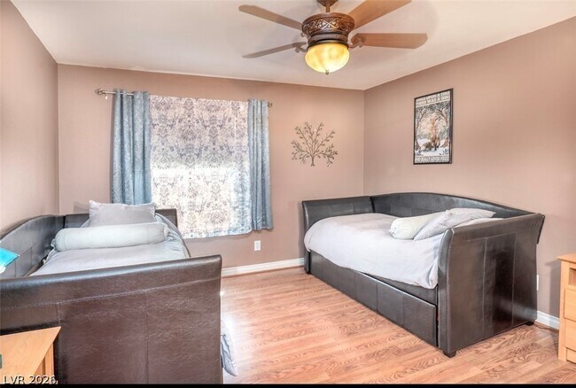 Foto del edificio - 4674 Monterey Cir