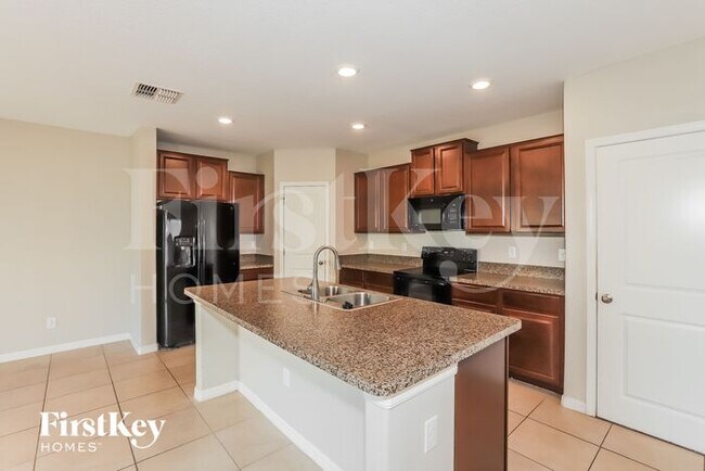 Foto del edificio - 5039 Brickwood Rise Dr
