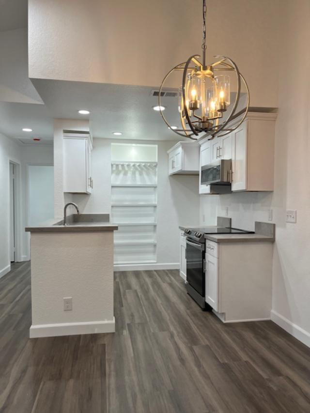 Kitchen - 8715 Weybridge Pl