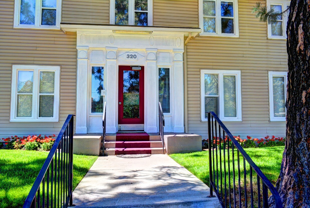 Primary Photo - 320 S Cannon St