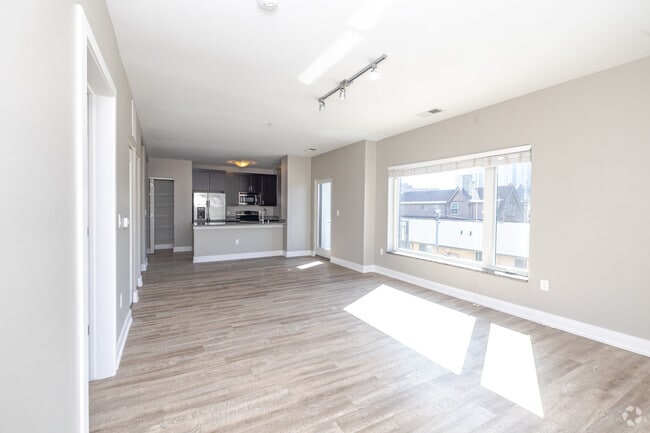 1BR, 1BA - 900SF - Living Room - Flats 1809