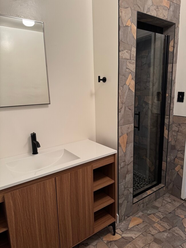 Foto del edificio - 13345 Burbank Blvd